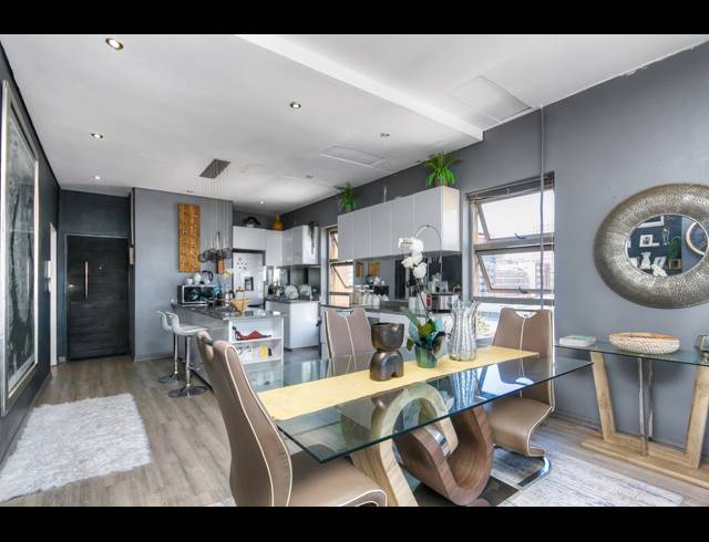 1 BEDROOM APARTMENT FOR SALE IN BRAAMFONTEIN